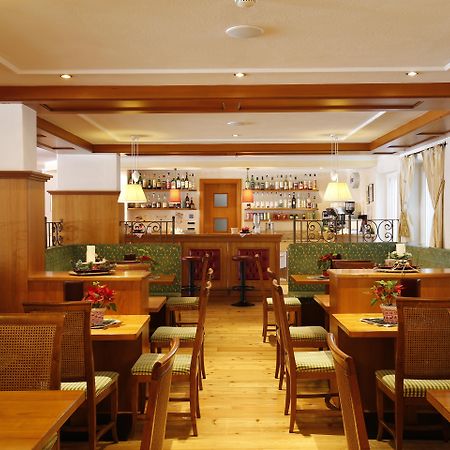 Th Corvara - Greif Hotel Bagian luar foto