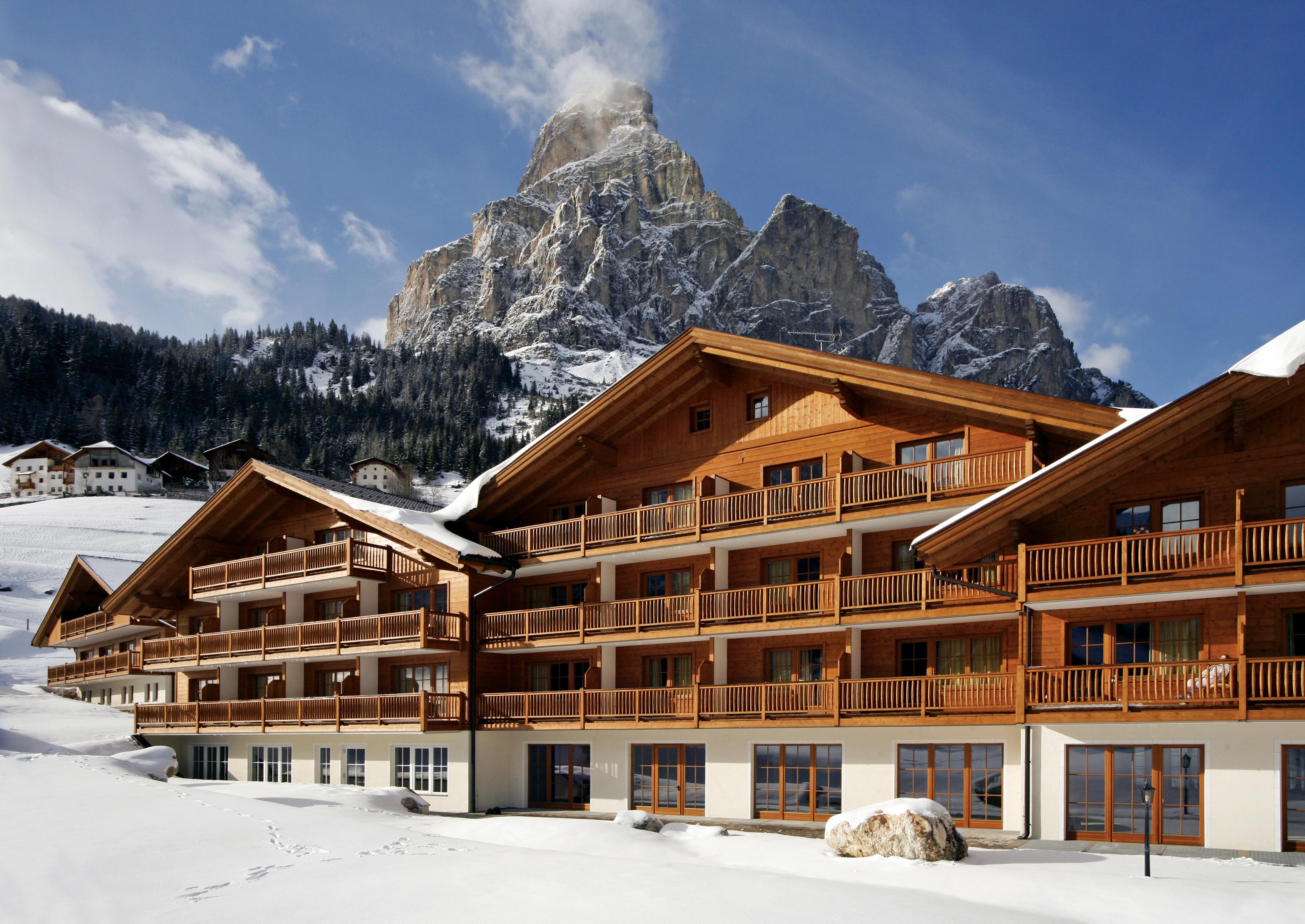 Th Corvara - Greif Hotel Bagian luar foto