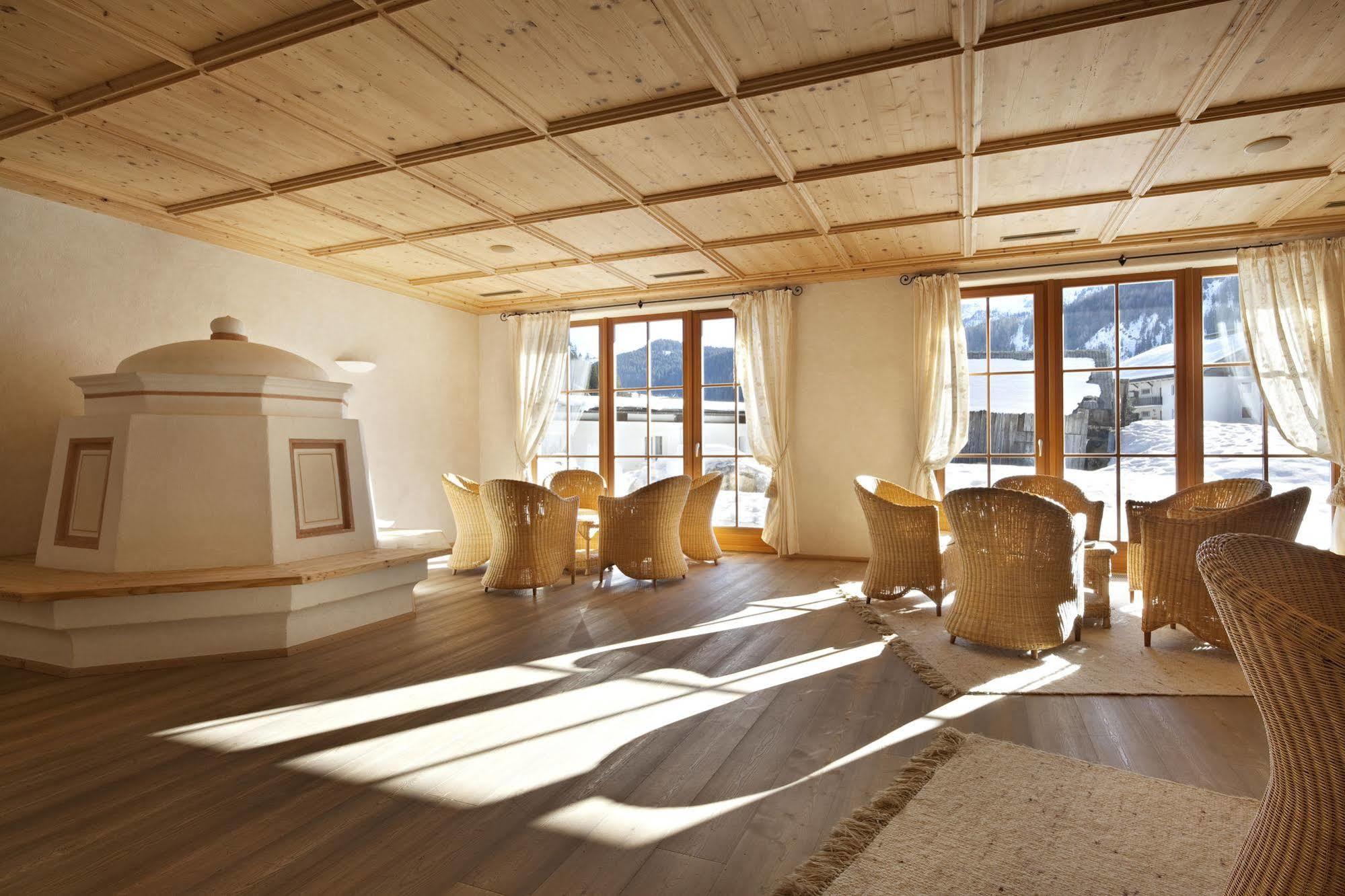 Th Corvara - Greif Hotel Bagian luar foto